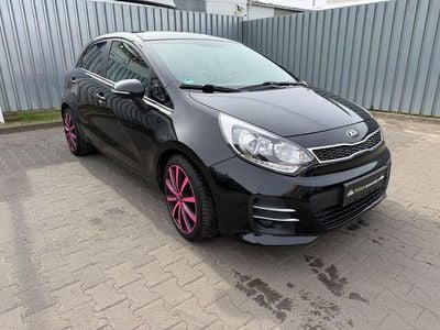 Usata Kia Rio Spirit 84 CV (61 kW) 2016 Nero Utilitaria