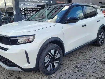 Neu Opel Frontera 145 PS (106 kW) 2026 Weiß SUV