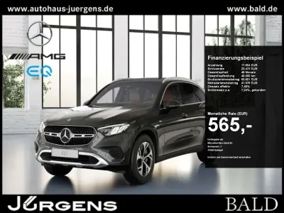 Używany Mercedes GLC300e Avantgarde 204 KM (150 kW) 2025 Szary SUV