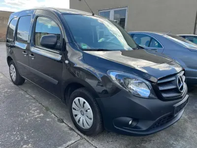 Gebraucht Mercedes Citan 111 110 PS (80 kW) 2017 Schwarz Van / Kleinbus