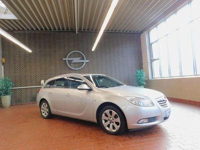 Gebraucht Opel Insignia Edition 140 PS (102 kW) 2009 Silber Kombi