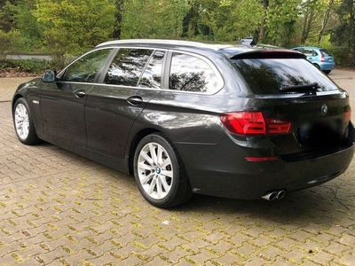 gebraucht BMW 525 d Turing Automatik