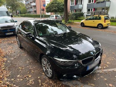 gebraucht BMW 420 d xDrive M-Paket Elfenbeinweiß Schiebedach