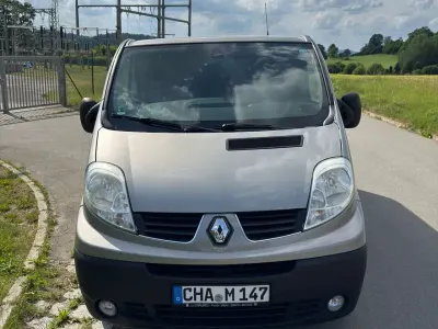 Gebraucht Renault Trafic 114 PS (83 kW) 2007 Braun Van / Kleinbus