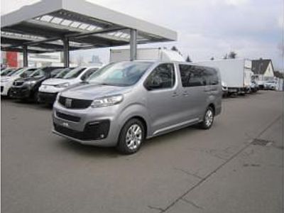 Second-hand Fiat Scudo 120 CP (88 kW) 2023 Argintiu Van