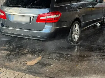 Second-hand Mercedes E250 204 CP (150 kW) 2010 Gri Break