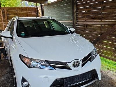 Toyota Auris Touring Sports