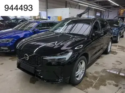 Gebraucht Volvo XC60 Plus 197 PS (144 kW) 2022 Schwarz SUV