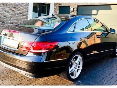 Gebraucht Mercedes E350 258 PS (189 kW) 2014 Schwarz Coupé
