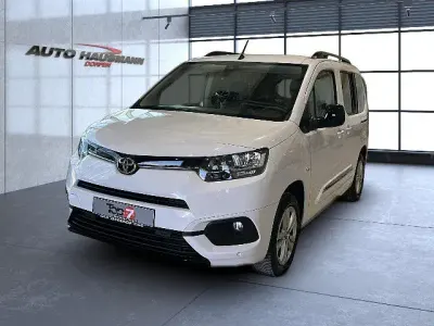 Gebraucht Toyota Proace Verso City 110 PS (80 kW) 2023 Icy white Kombi
