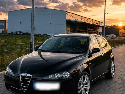 Gebraucht Alfa Romeo 147 105 PS (77 kW) 2009 Schwarz Kleinwagen