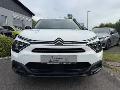 Gebraucht Citroën C4 Feel 131 PS (96 kW) 2021 Weiss Limousine