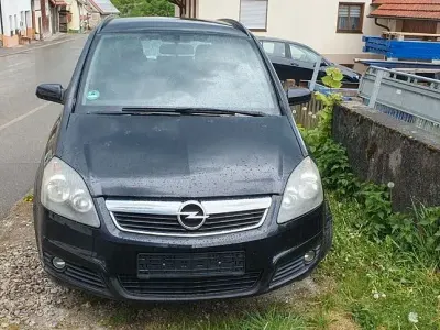 Gebraucht Opel Zafira 120 PS (88 kW) 2007 Schwarz Van / Kleinbus