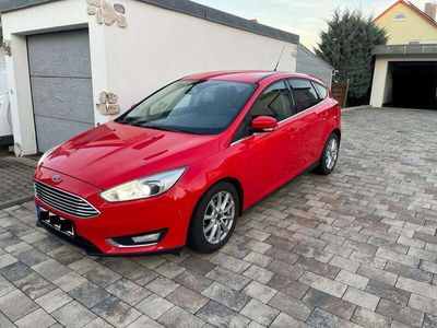 gebraucht Ford Focus Focus1.0 EcoBoost Start-Stopp-System Titanium