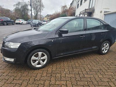 Gebraucht Skoda Rapid Elegance 105 PS (77 kW) 2013 Schwarz Limousine