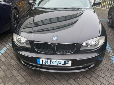 Gebraucht BMW 116 122 PS (89 kW) 2008 Schwarz Kleinwagen