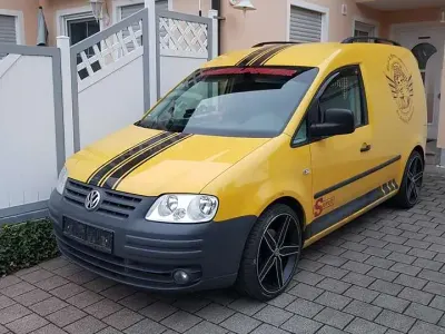Gebraucht VW Caddy 69 PS (50 kW) 2009 Gelb Van / Kleinbus