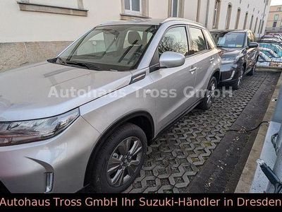 Neu Suzuki Vitara Club 129 PS (94 kW) 2025 Silber SUV