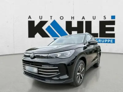 Neu VW Tiguan IQ Drive 193 PS (141 kW) 2025 Grenadillschwarz SUV