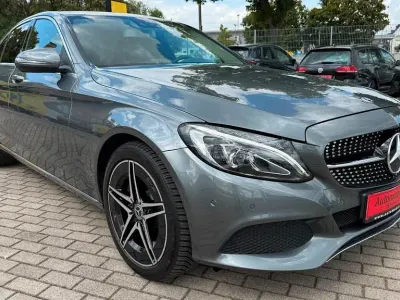 Gebraucht Mercedes C220 170 PS (125 kW) 2017 Grau Limousine