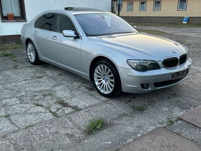 BMW 740