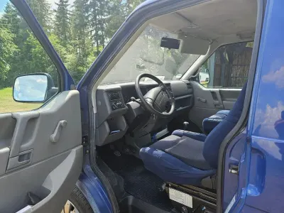 Gebraucht VW T4 102 PS (75 kW) 1996 Blau Van
