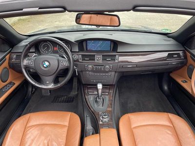 BMW 330 Cabriolet