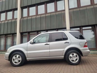 Mercedes ML270