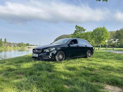 Gebraucht Mercedes CLA180 109 PS (80 kW) 2017 Schwarz Limousine