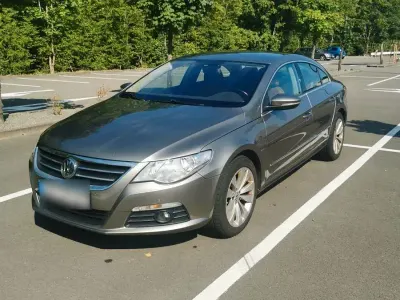 Gebraucht VW Passat 140 PS (102 kW) 2012 Braun Coupé
