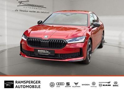 Rot (karminrot metallic) Gebraucht 2025 Skoda Superb SportLine Limousine | 46.690 € (Fairer Preis)