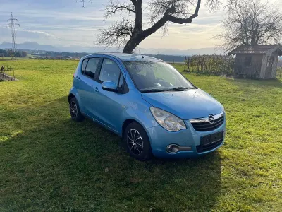 Używany Opel Agila 68 KM (50 kW) 2008 Niebieski Hatchback