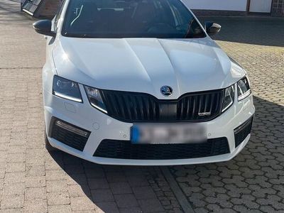 gebraucht Skoda Octavia 2.0 TDI SCR DSG RS Combi RS