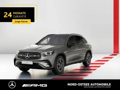 Gebraucht Mercedes GLC220 AMG 197 PS (144 kW) 2023 Silber SUV