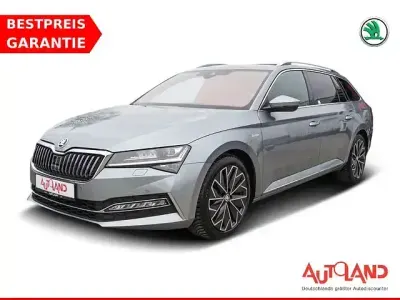 Gebraucht Skoda Superb LAURIN & KLEMENT 200 PS (147 kW) 2021 Empiregrau metallic Kombi