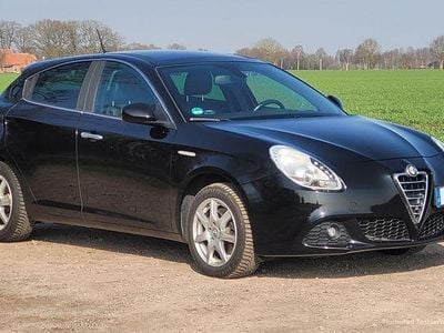 Gebraucht Alfa Romeo Giulietta Distinctive 170 PS (125 kW) 2013 Schwarz Kleinwagen