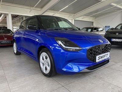 Neu Suzuki Swift Comfort 82 PS (60 kW) 2026 Frontier blue pearl/super blac Kleinwagen
