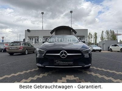 Gebraucht Mercedes CLA200 150 PS (110 kW) 2023 Schwarz Limousine