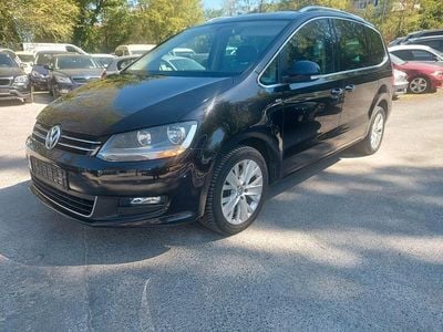 Second-hand VW Sharan Life 177 CP (130 kW) 2013 Negru Monovolum