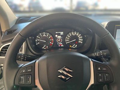 Neu Suzuki SX4 Comfort 2025 Brilliant white