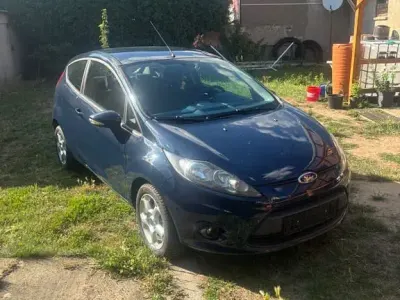 Gebraucht Ford Fiesta Ambiente 82 PS (60 kW) 2009 Blau Limousine