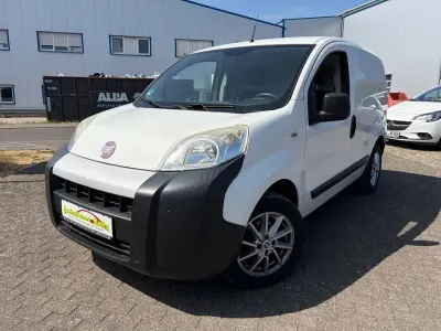 Gebraucht Fiat Fiorino Basis 73 PS (53 kW) 2013 Weiß Van / Kleinbus