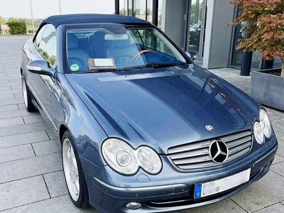 Usata Mercedes CLK200 165 CV (121 kW) 2003 Andere farben Cabrio