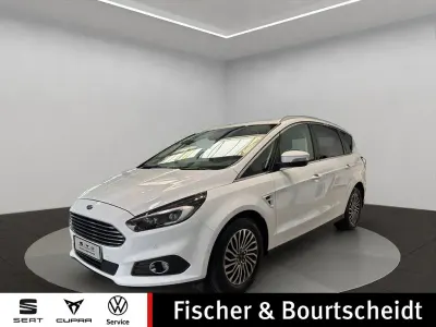 Gebraucht Ford S-MAX Titanium S 190 PS (139 kW) 2019 Weiß Van / Kleinbus