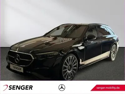 Gebraucht Mercedes E220 AMG 197 PS (144 kW) 2026 Schwarz