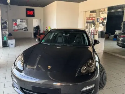 Occasion Porsche Panamera 4 299 PK (219 kW) 2012 Grijs Sedan