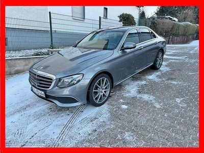 Selenitgrau Gebraucht 2016 Mercedes E200 AMG Limousine | 18.649 € (Fairer Preis)