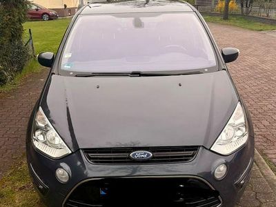 Usata Ford S-MAX Titanium 140 CV (102 kW) 2013 Grigio Monovolume