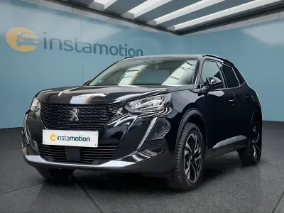 Second-hand Peugeot e-2008 100 kW (136 CP) 2022 Negru SUV