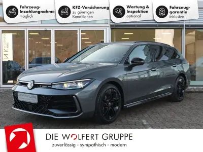 Gebraucht VW Passat Pro 150 PS (110 kW) 2026 Diabasgrau metallic Kombi